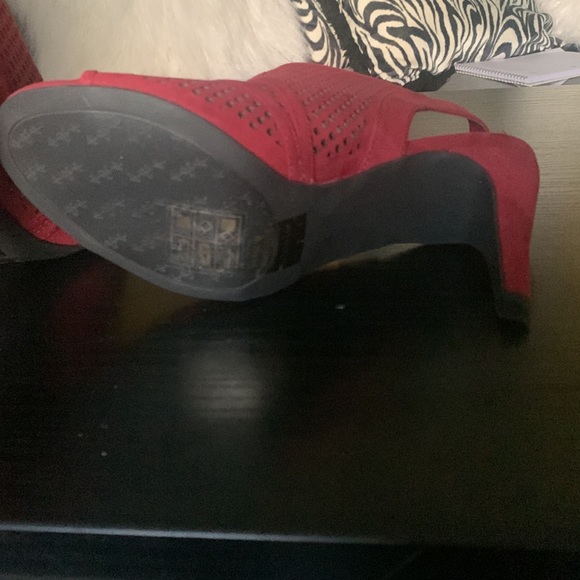 Kelly and Katie Wine cage open toe Sandal size 7.5 brand new - Picture 7 of 10